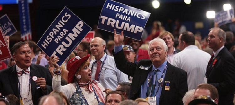 szlogen fordítás hispanics para trump